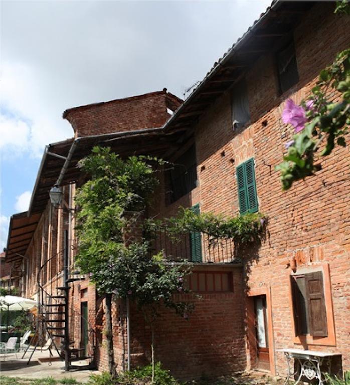 Agriturismo Olivazzi Quattordio Εξωτερικό φωτογραφία